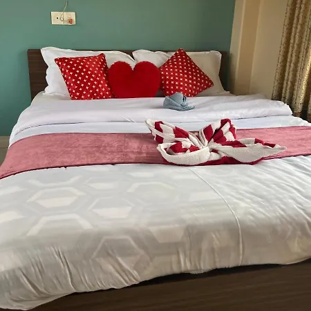 Hotel Nightingale Pokhara Exterior photo